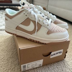 Nike dunk low next nature hemp/sail.